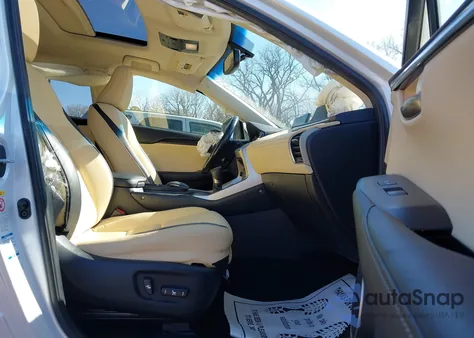 2016 Lexus Nx 200T z USA, uszkodzony, nr VIN JTJBARBZ7G2061573